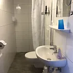 Messezimmer 4u Gæstehus Düsseldorf