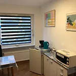 Messezimmer 4u 게스트하우스