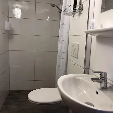 Πανσιόν Messezimmer 4u 3*