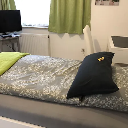 Guest house Messezimmer 4u